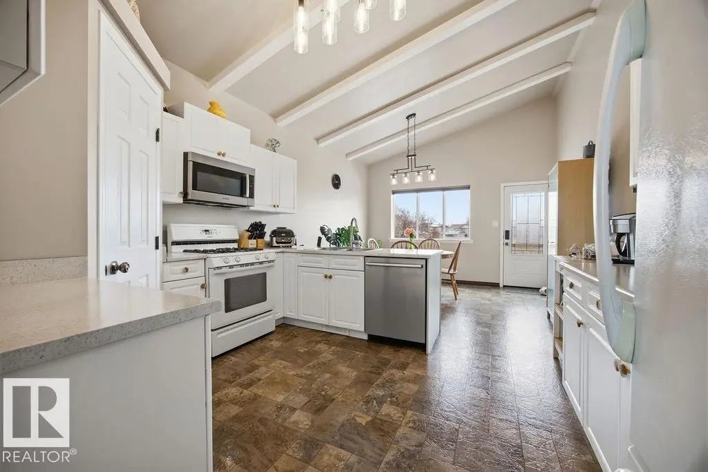 9007 166 Avenue Nw, Edmonton