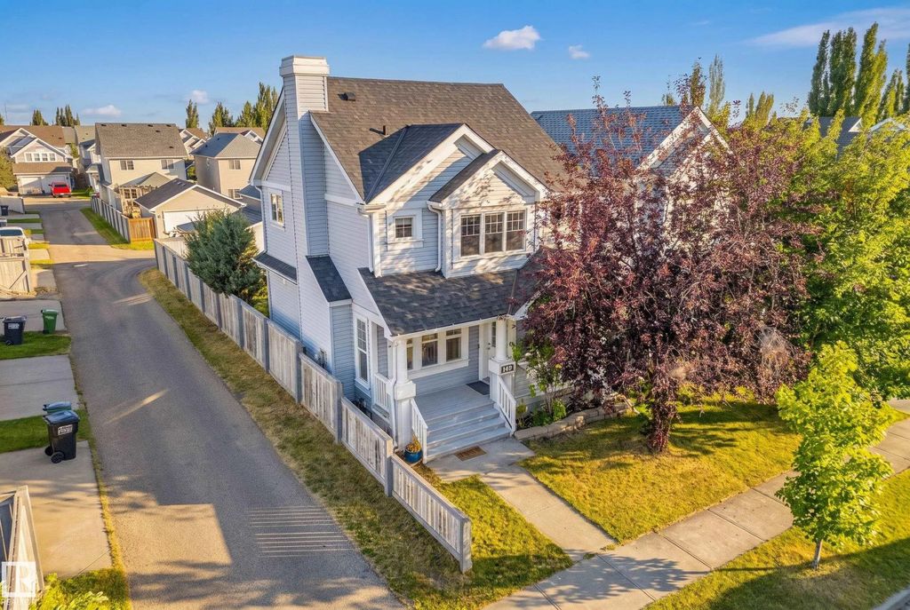 1530 76 Street, Edmonton