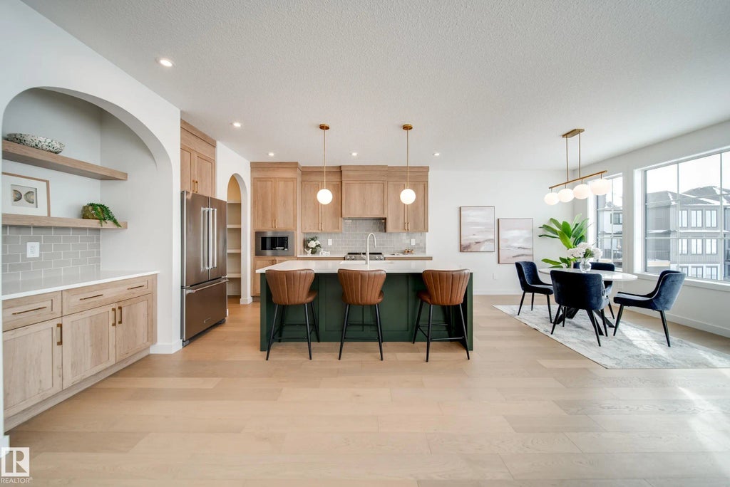 82 Chelles Wynd, St. Albert