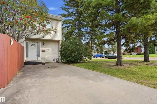 6804 36a Avenue Nw, Edmonton