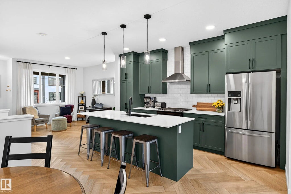 3847 Chrustawka Place, Edmonton