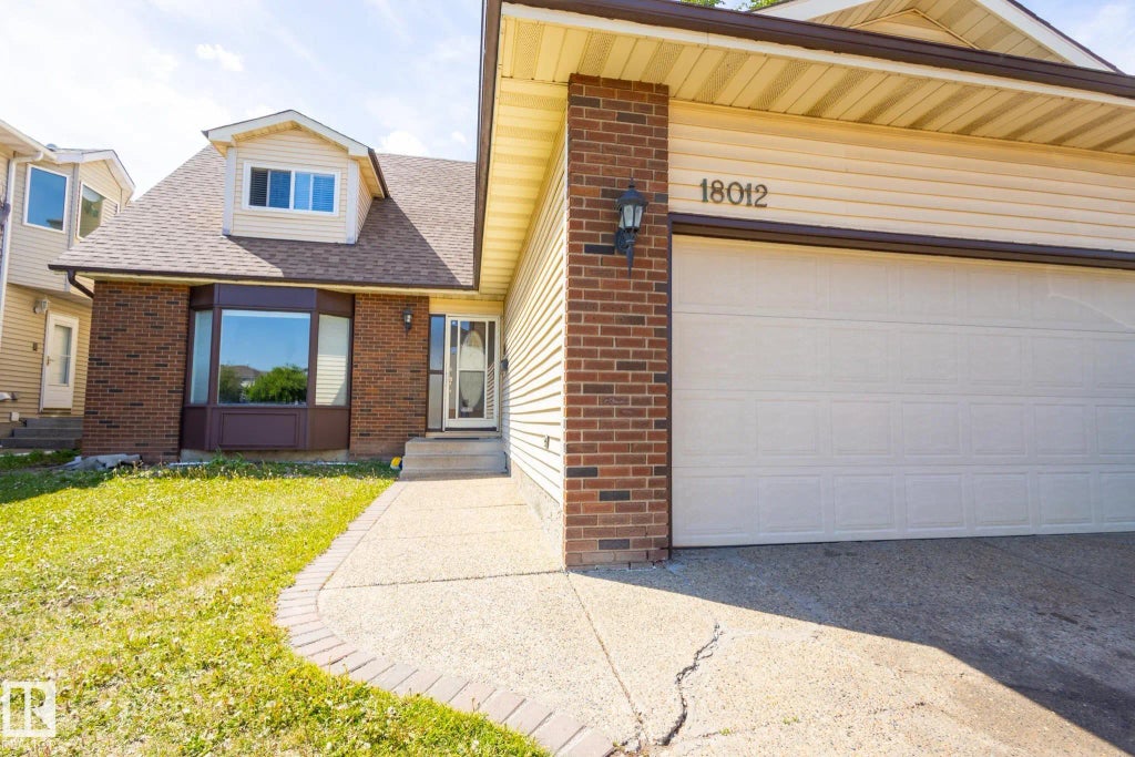 18012 96 Street, Edmonton