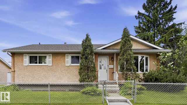 13008 105 Street Nw, Edmonton