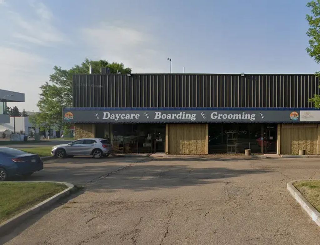 108 Ave Nw, Edmonton