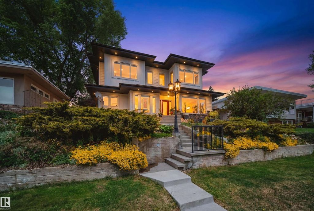 5310 Ada Boulevard, Edmonton