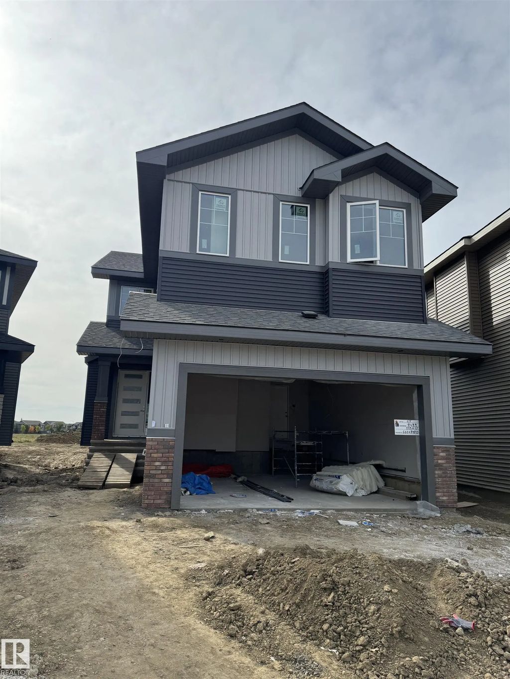 8422 223a St, Edmonton