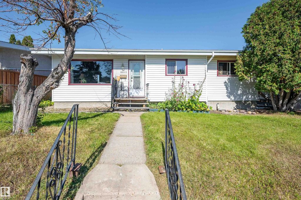8812 135a Avenue, Edmonton