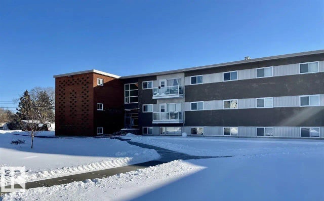 8 6103 98 Avenue Nw, Edmonton