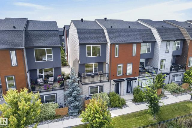 10 1075 Rosenthal Boulevard Nw, Edmonton