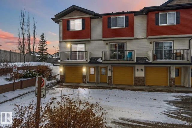 16 3751 12 Street Nw, Edmonton