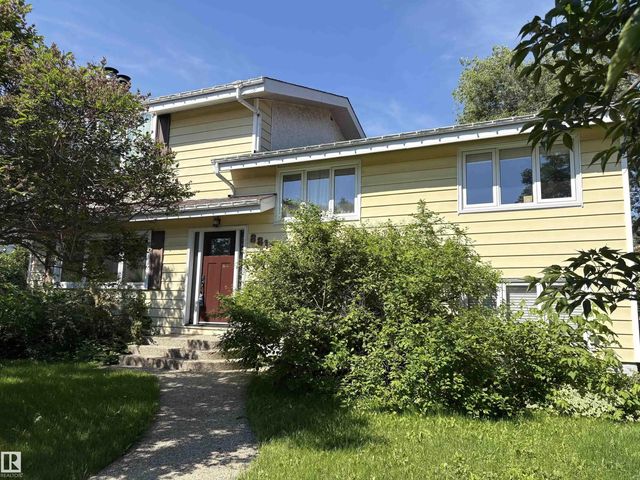 Parkview Real Estate Listing, Edmonton, AB T5R 0V6
