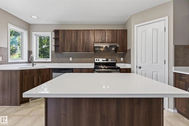 4720 204 Street Nw, Edmonton