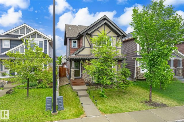 9039 219 Street Nw, Edmonton