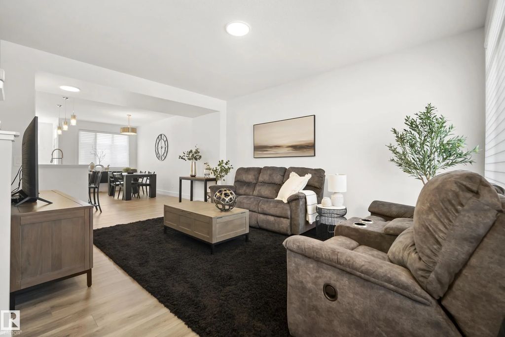 Kniglet $429000 | Kinglet Gardens Residential Attached for Sale at 175 Kinglet ...