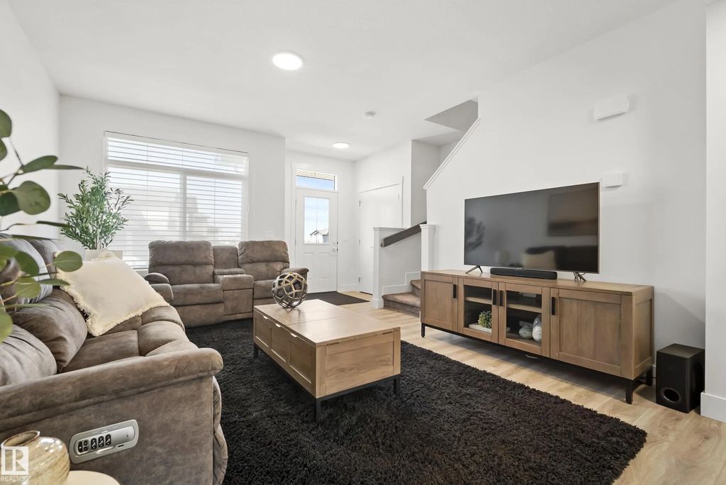 Kniglet $429000 | Kinglet Gardens Residential Attached for Sale at 175 Kinglet ...