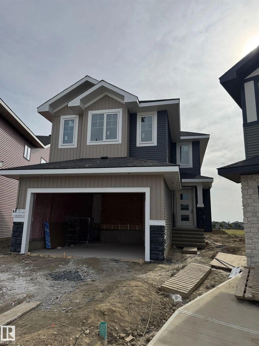 8414 223a St, Edmonton
