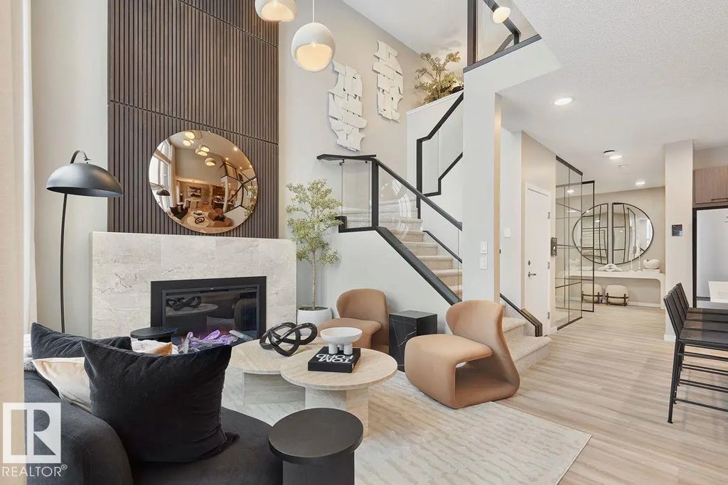 3137 Dixon Landing Landing, Edmonton