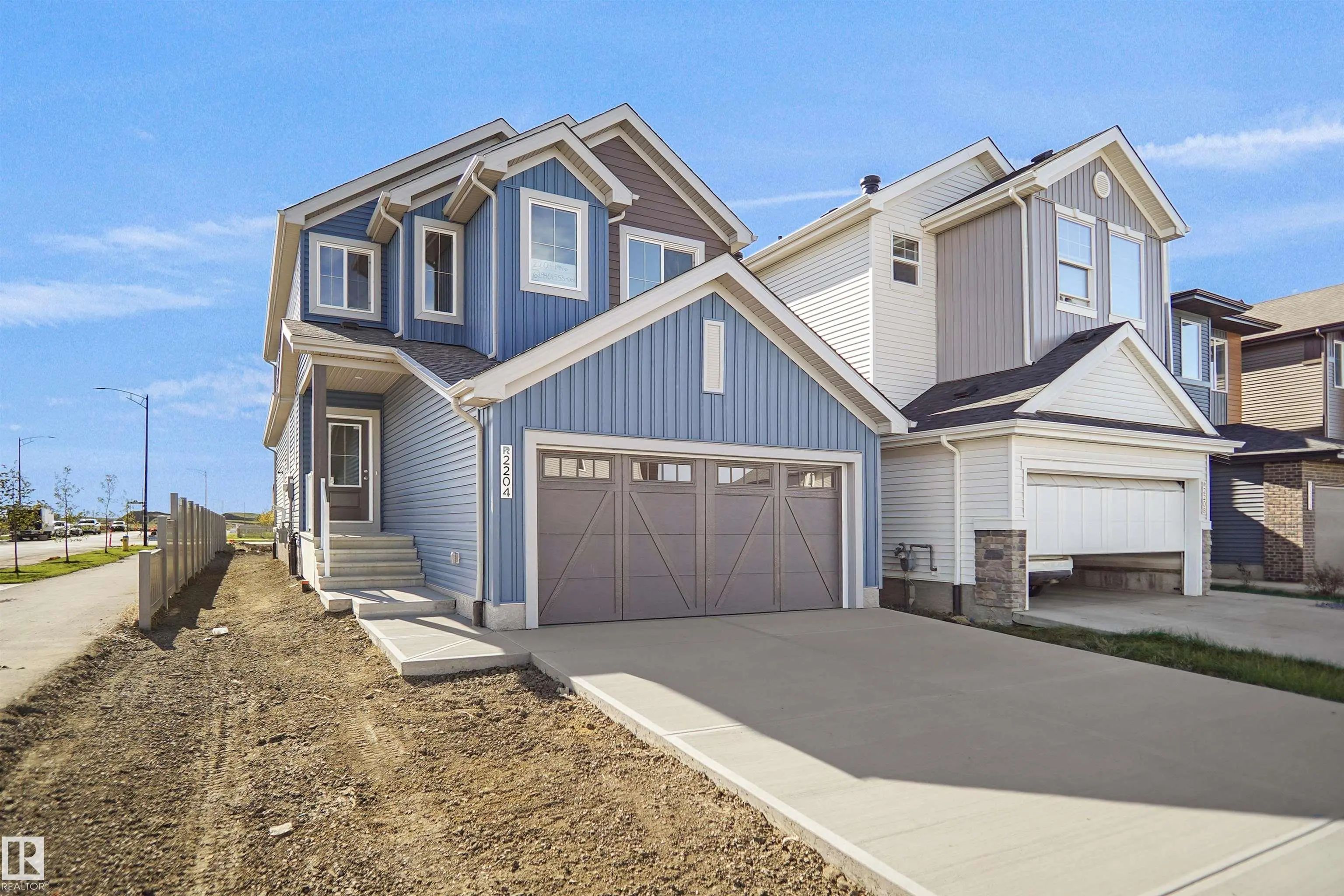 Photo for MLS®# E4512542 - home for sale at 70 Legacy Way, Legacy Park, Spruce Grove AB