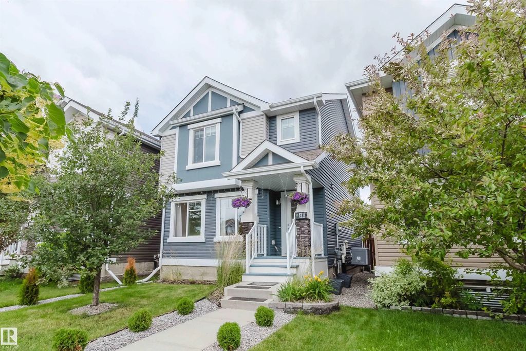 6717 Elston Lane, Edmonton