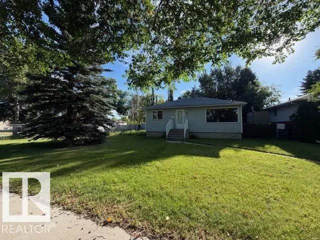 Single Family Property for Sale at 12245 81 Street Northwest, Edmonton: MLS®# E4506490