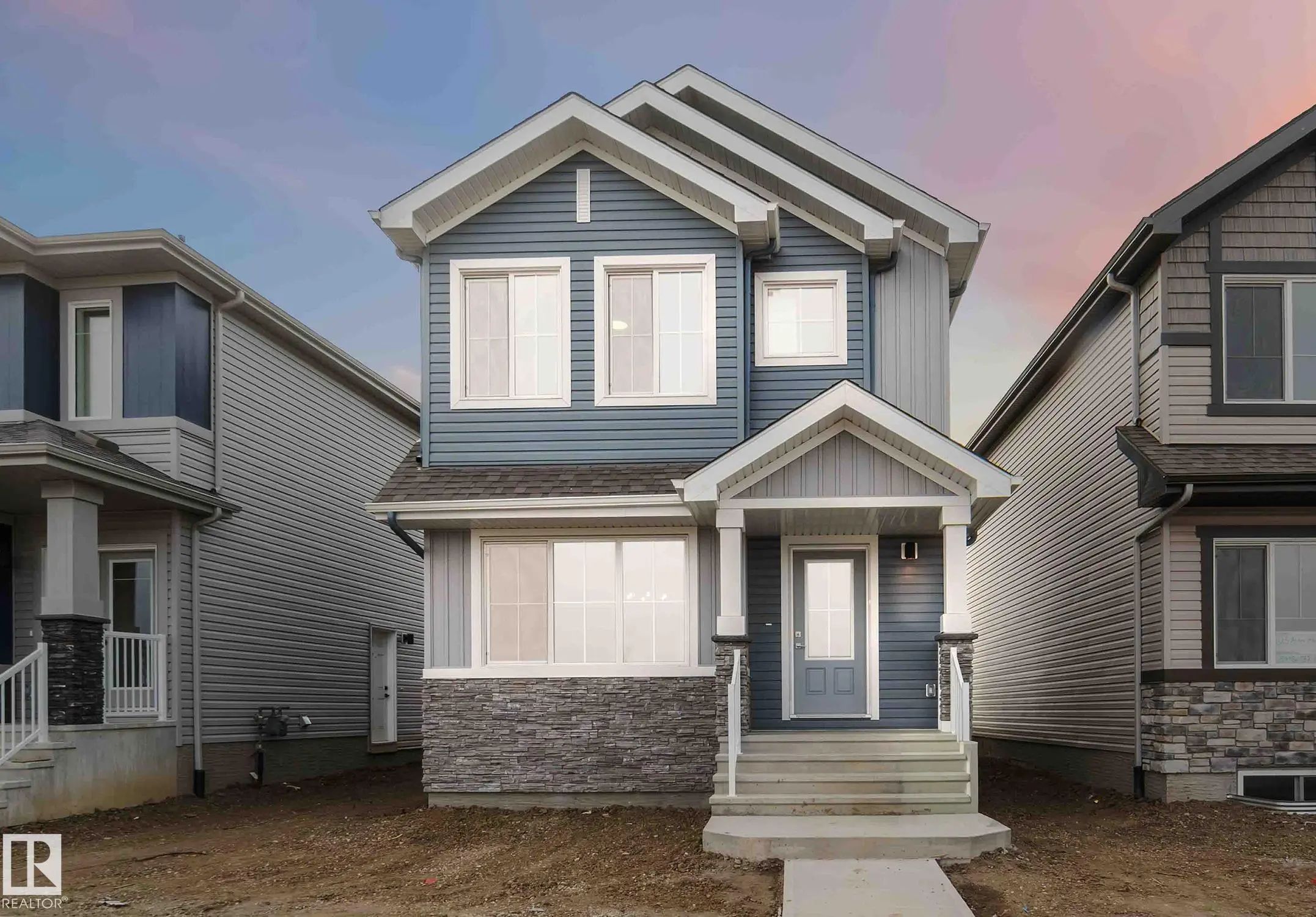 Photo for MLS®# E4506747 - home for sale at 1013 Aster Boulevard Northwest, Aster, Edmonton AB