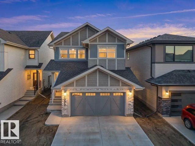 1077 Cristall Crescent Sw, Edmonton