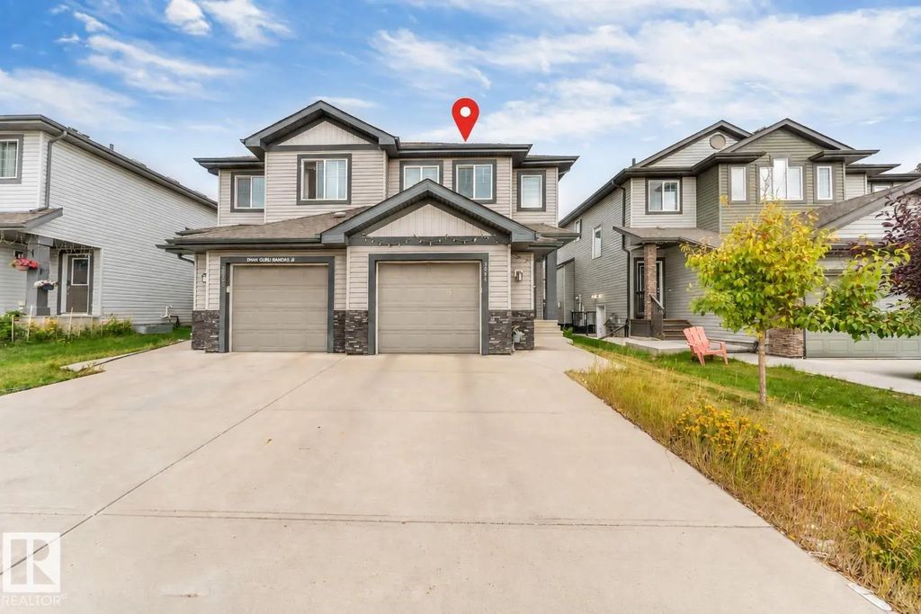 2004 15 Avenue, Edmonton
