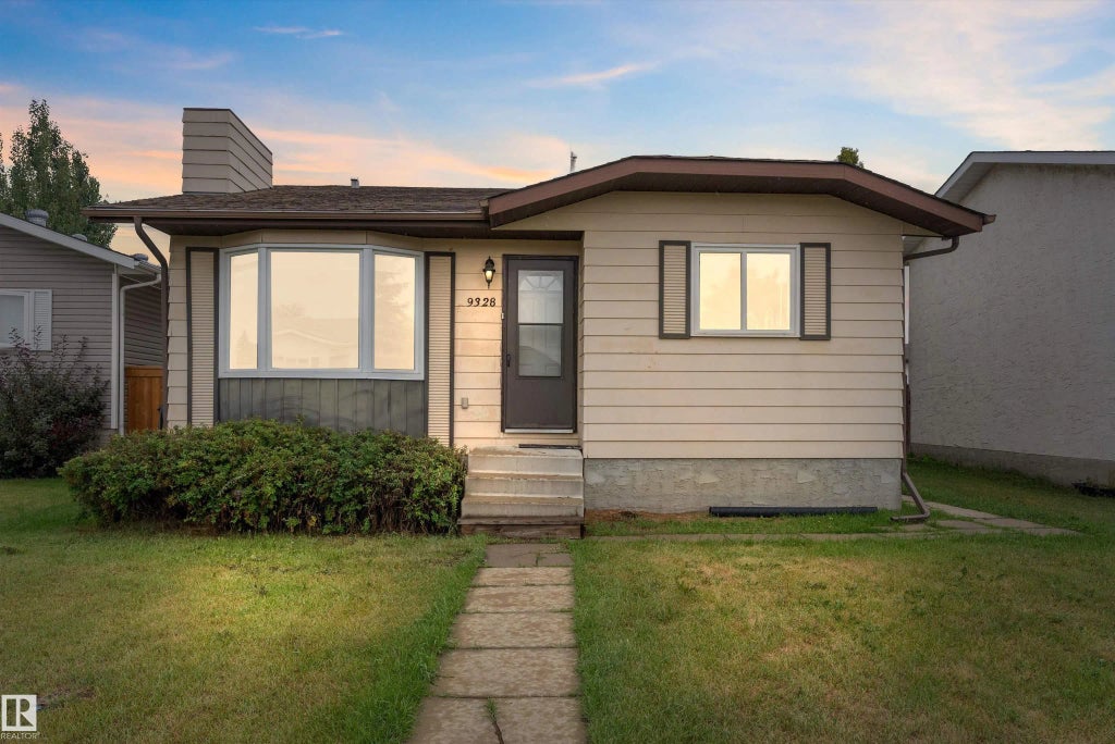 9328 175 Avenue, Edmonton