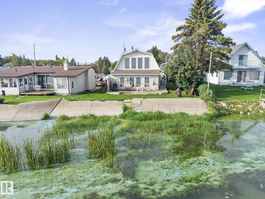 6326 50 Avenue, Rural Lac Ste. Anne County