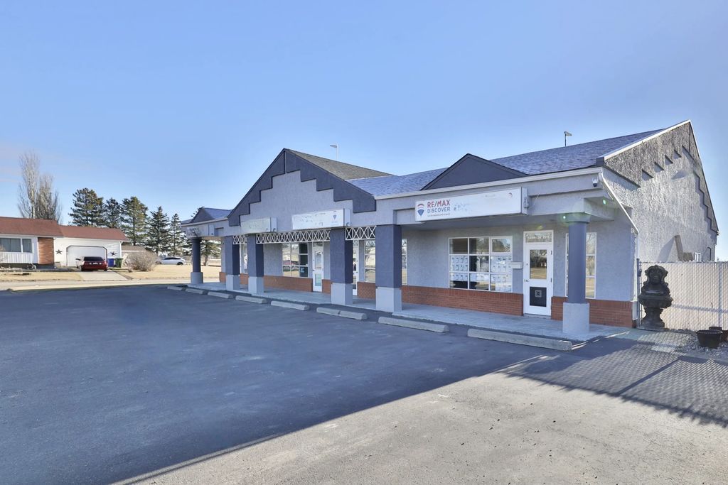 36 Avenue, Wetaskiwin