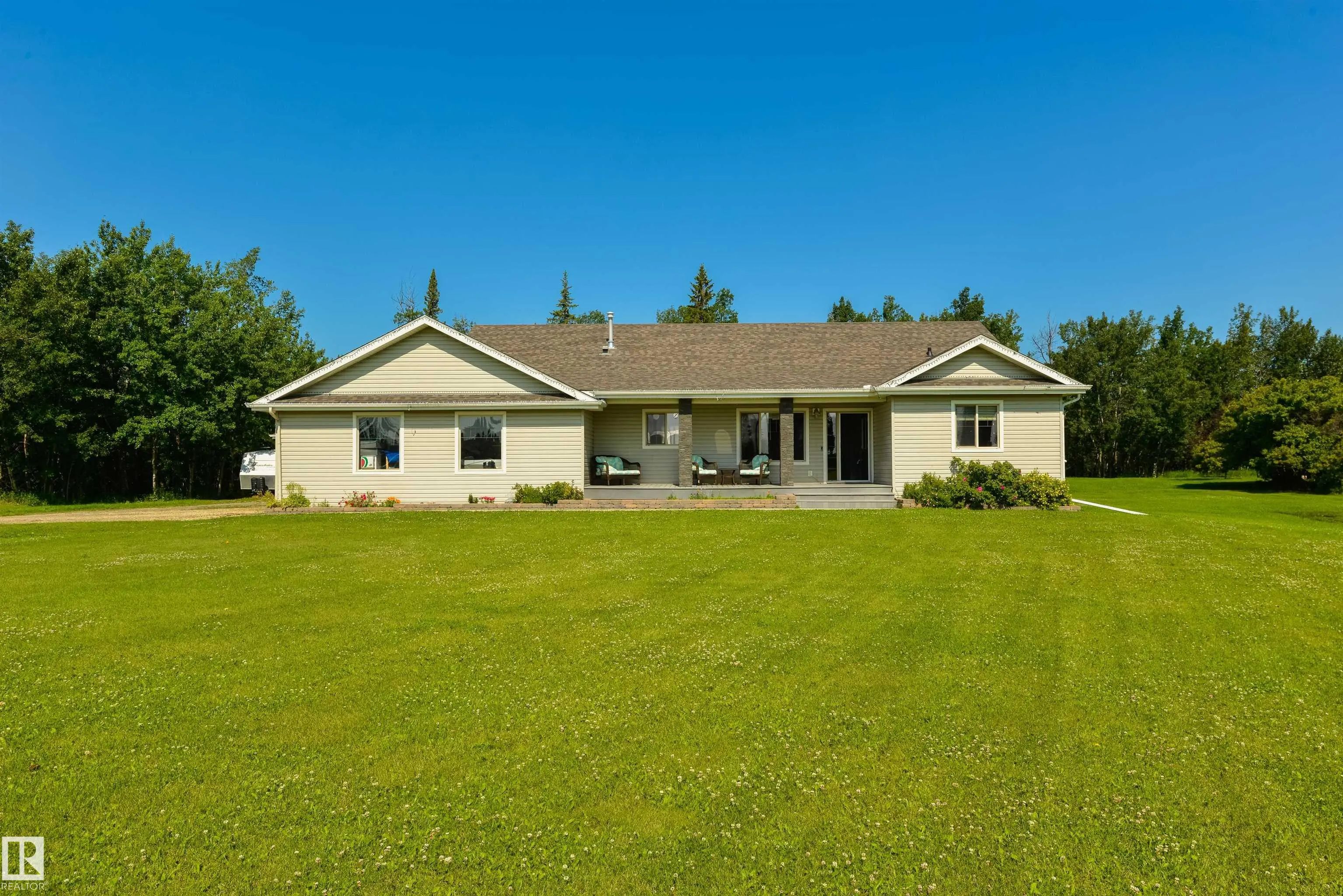 Photo for MLS®# E4499615 - home for sale at 45 53522 Rge Road 274, Muir Lake Ridge, Rural Parkland County AB