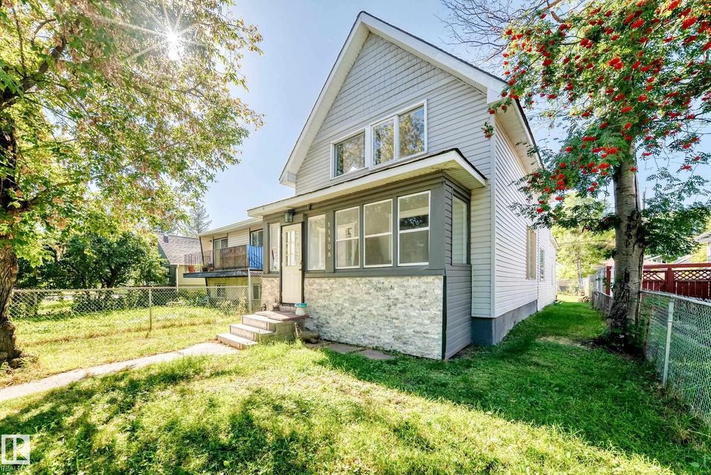 11908 77 Street, Edmonton