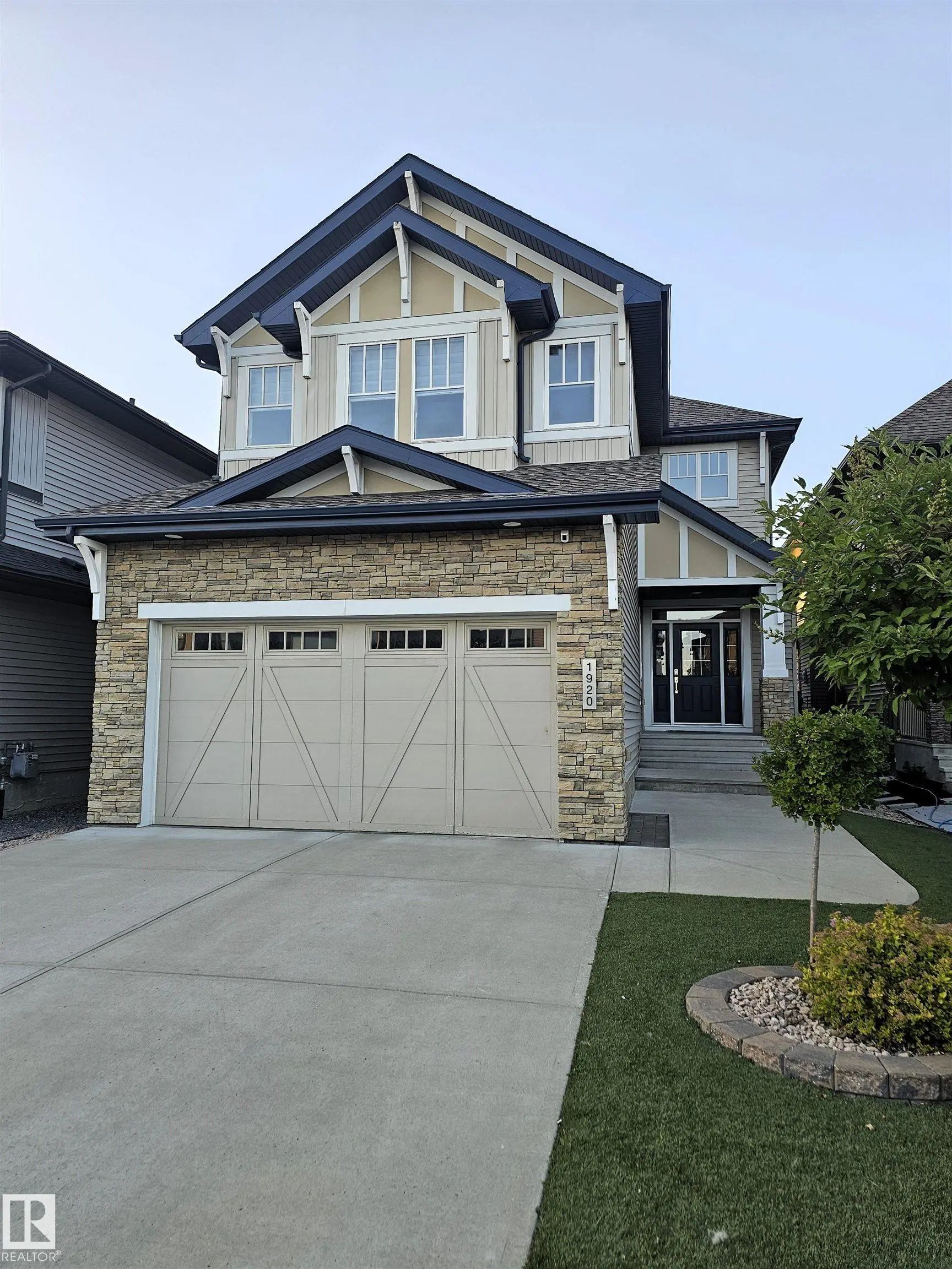 Edmonton Home for Sale: Single Family Listing in Ambleside