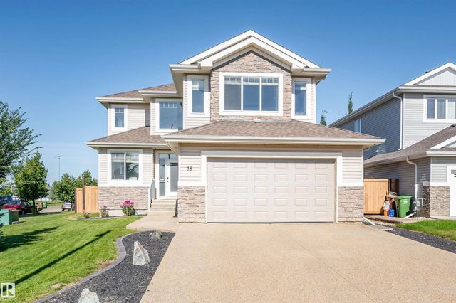 38 Noble Close, St. Albert