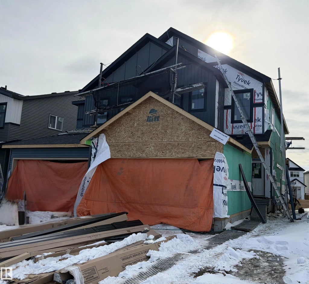 8923 Elves Loop, Edmonton