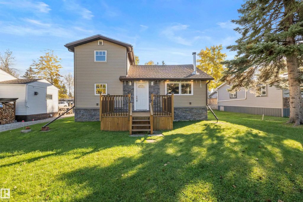 4811 60 Street, Rural Lac Ste. Anne County