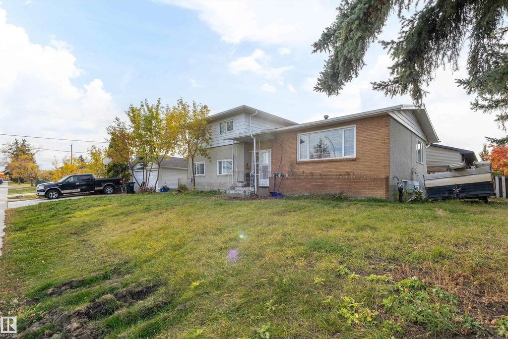 12808 92 Street, Edmonton