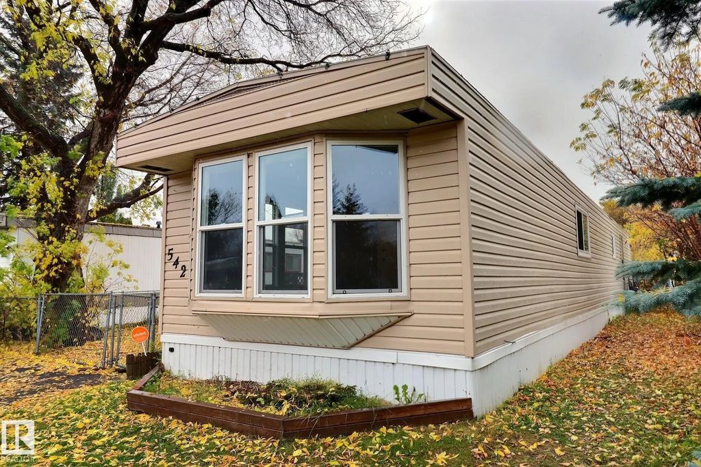 542 Evergreen Park, Edmonton