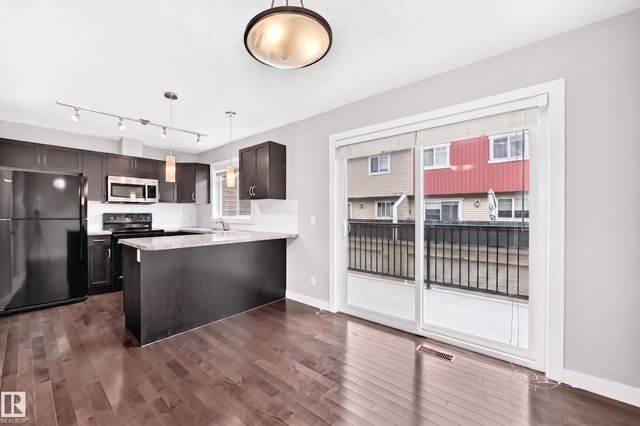 73 9535 217 Street Nw, Edmonton