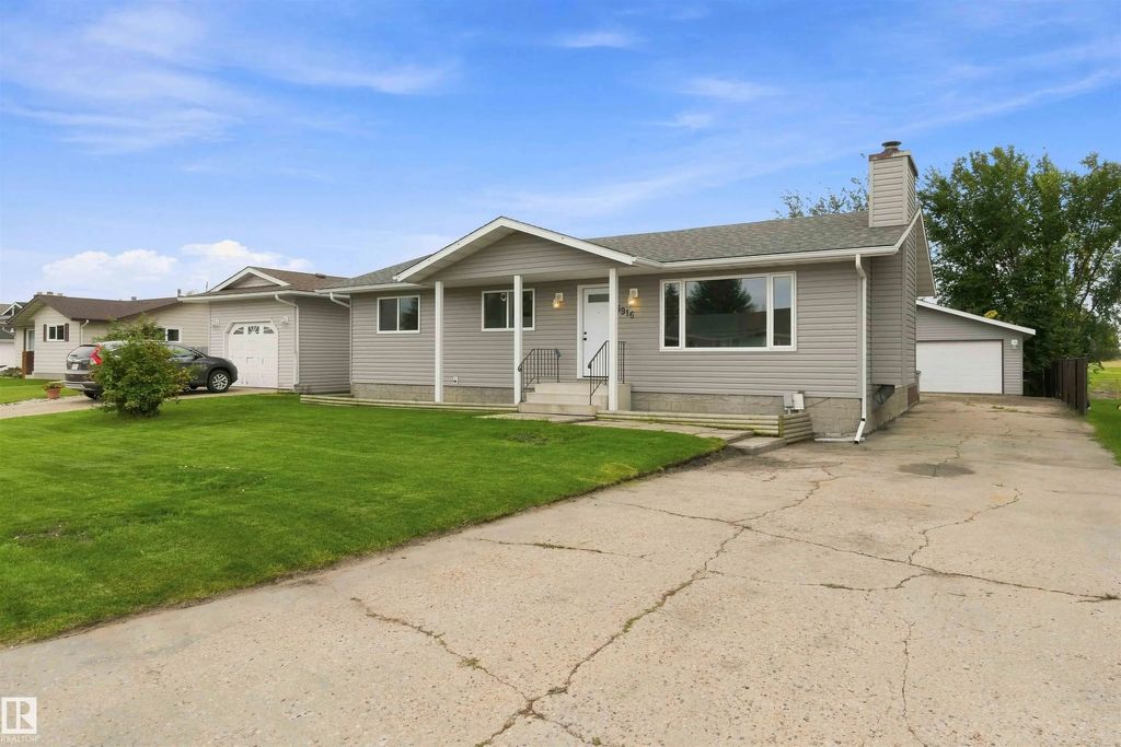 5916 53 Avenue, Redwater