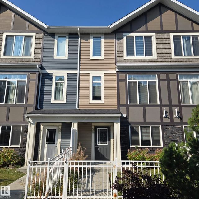 58 2215 24 Street Nw, Edmonton