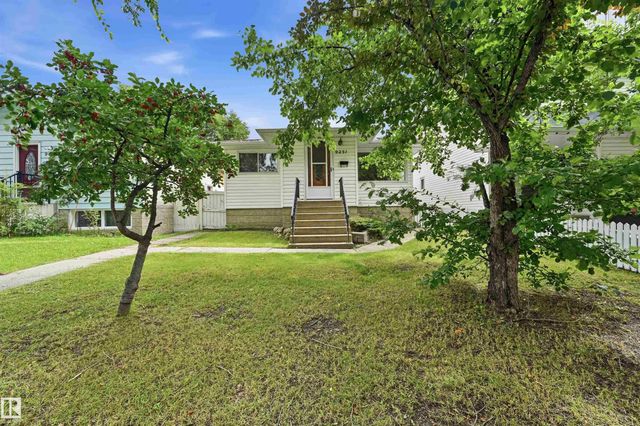 9251 91 Street Nw, Edmonton