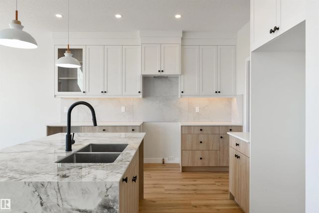 1443 Osprey Crest Nw, Edmonton