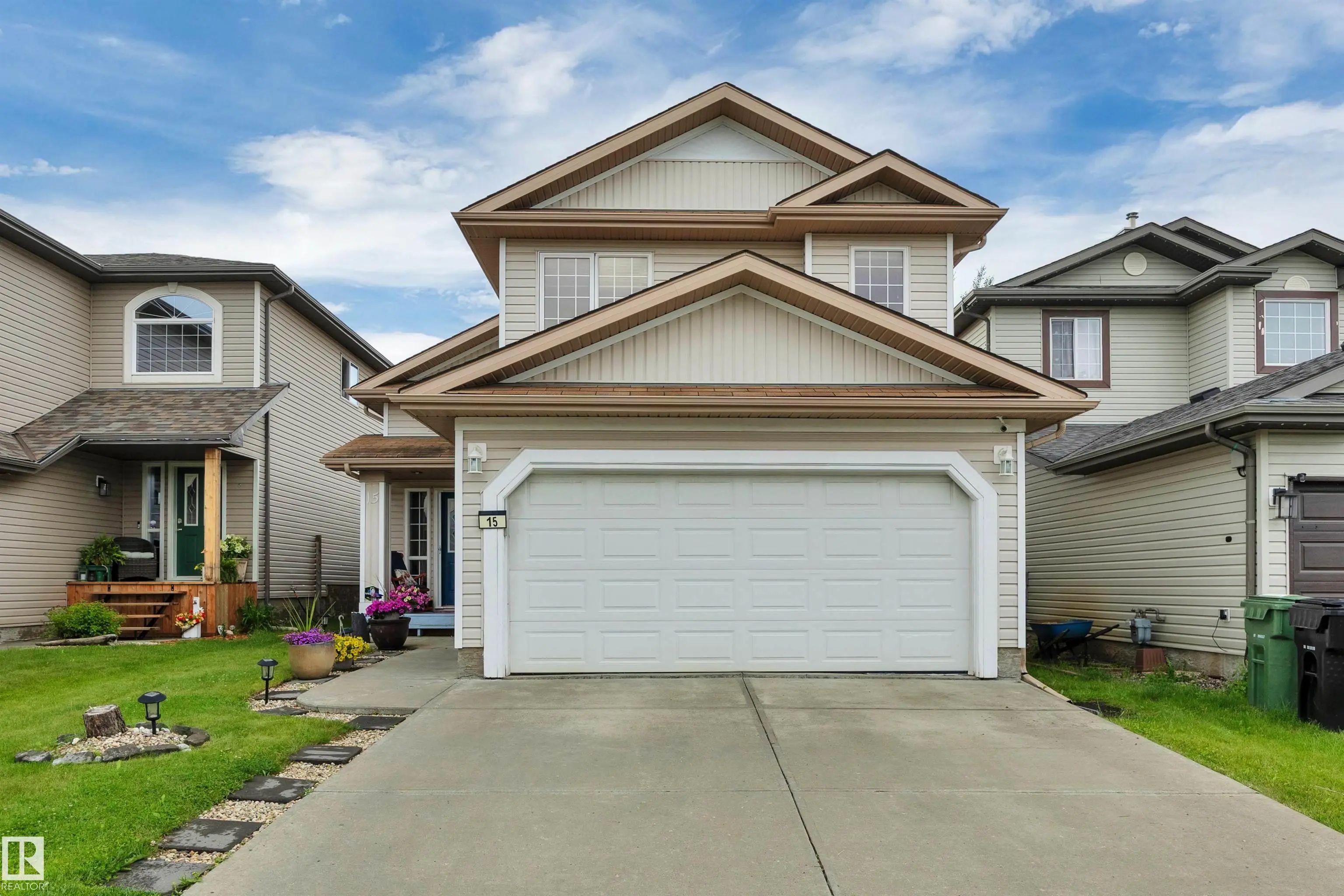 Photo for MLS®# E4506866 - home for sale at 15 Douglas Crescent, Tribute, Leduc AB