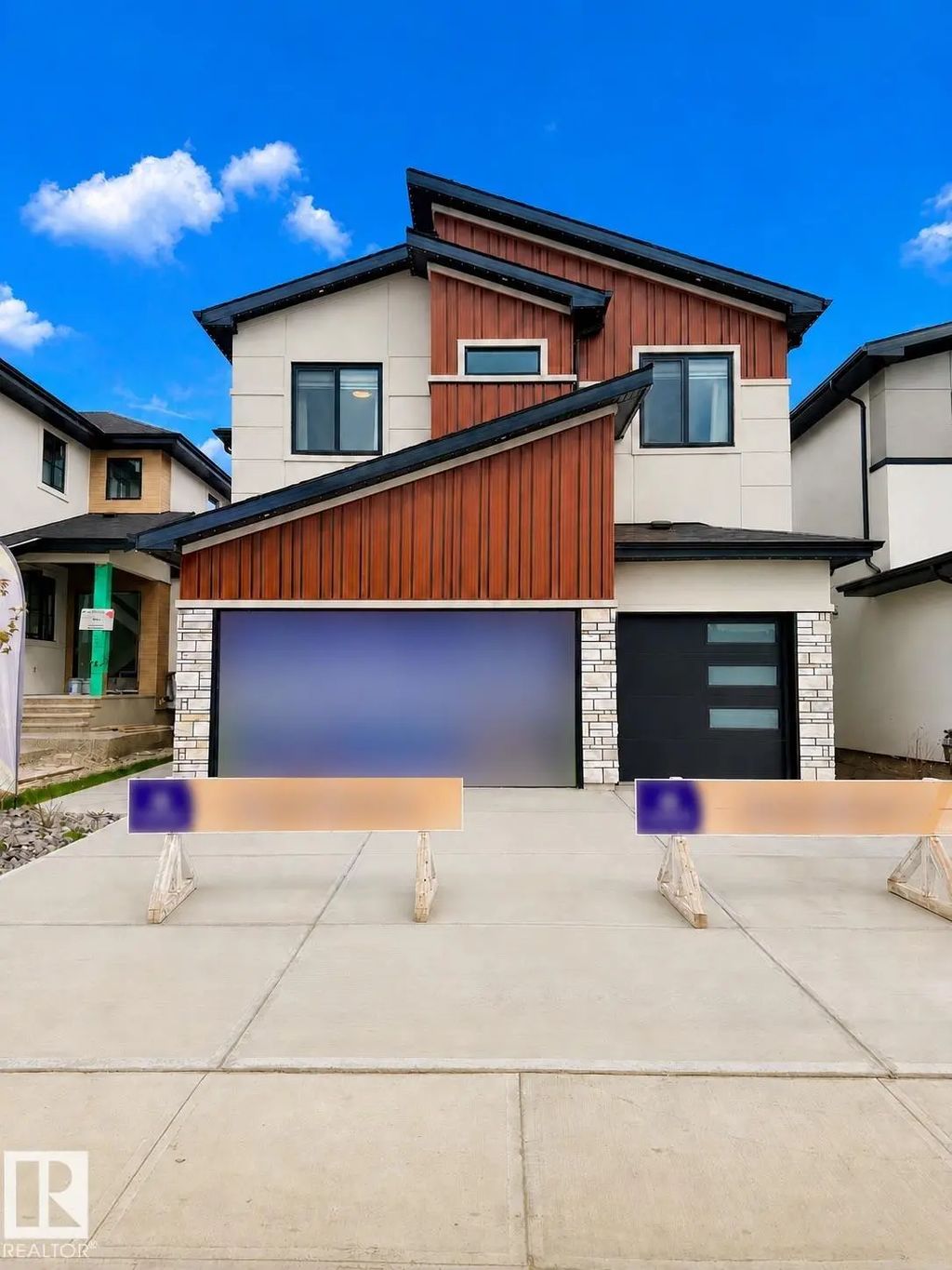 16607 8 Street, Edmonton