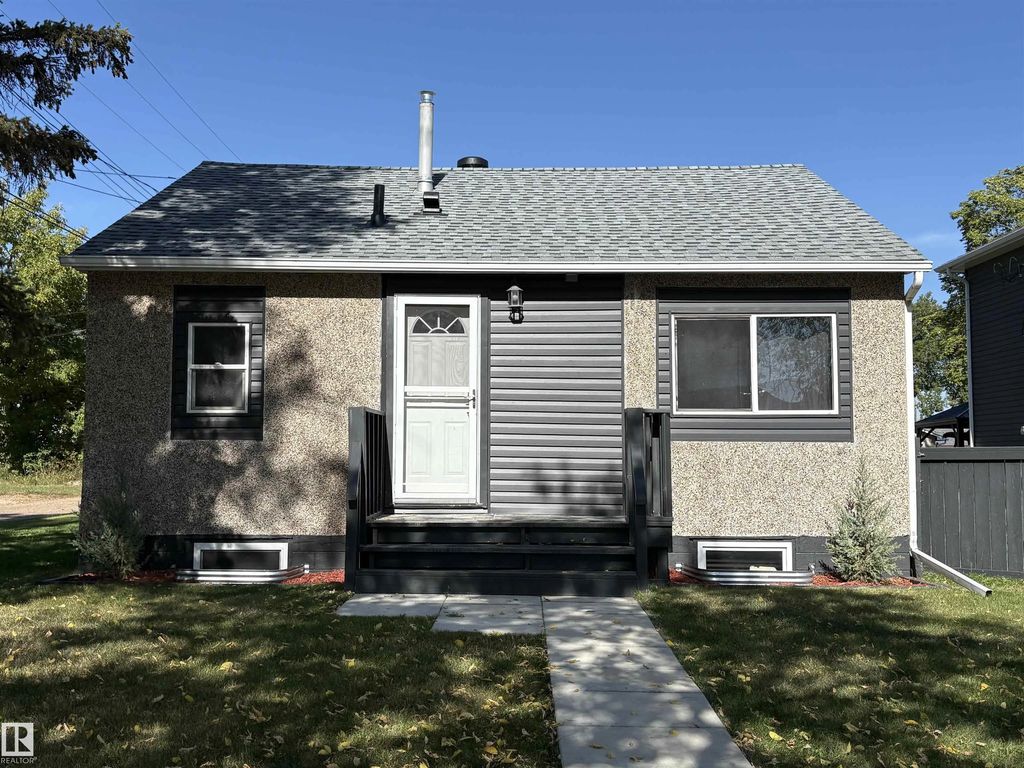 4728 46 Ave, Redwater