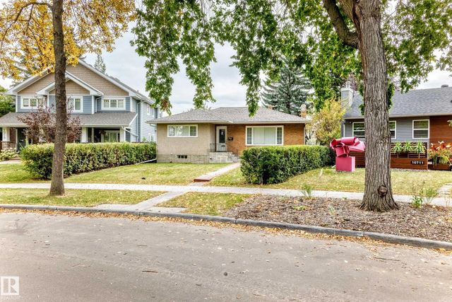 Edmonton Home for Sale: Single Family Listing in North Glenora