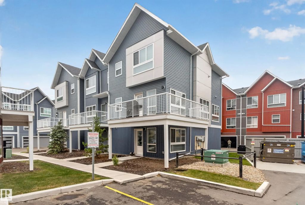 37 979 Crystallina Nera Way, Edmonton