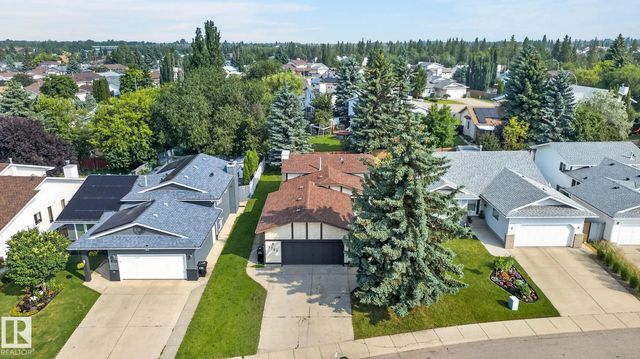 3722 34a Avenue Nw, Edmonton