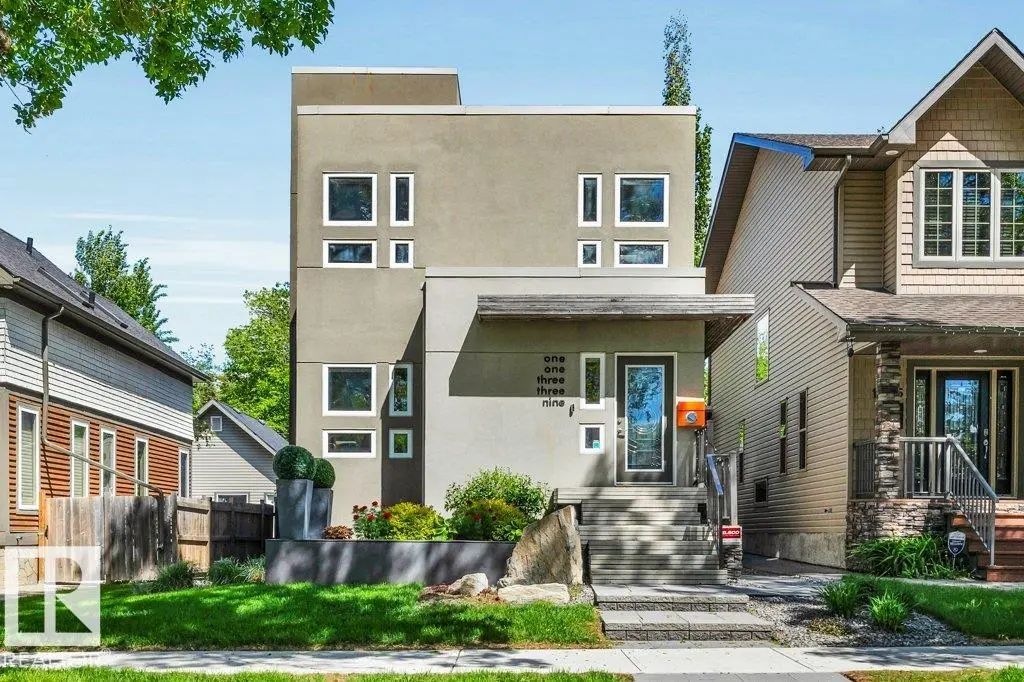 Highlands (Edmonton) Real Estate Listing, Edmonton, AB T5B 1L2